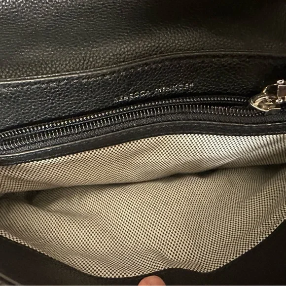Never worn!! Rebecca Minkoff Black Leather Cross Body - Picture 3 of 5
